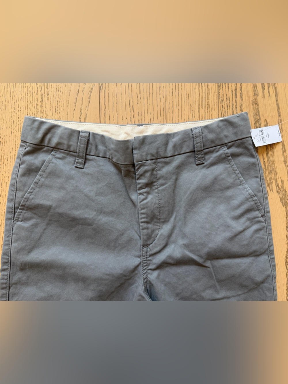 GAP Boys NWT Dressy Flat-Front Khaki Shorts w/ Adjustable Waist & Pockets Sz 12H - Picture 3 of 7